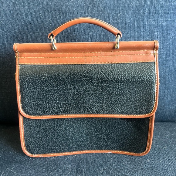 RARE VINTAGE Dooney and Bourkey Purse/ Handbag - Picture 12 of 14